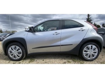 LIŠTA DVEŘNÍ BOČNÍ NA DVEŘE TOYOTA AYGO X 2022-