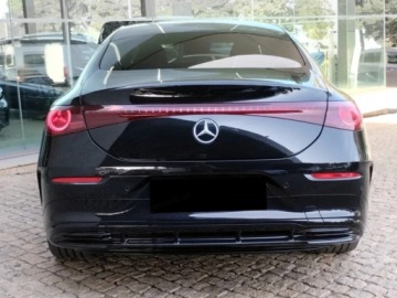 Mercedes CLA C118/X118 2025 MERCEDES-BENZ CLA 180 AMG Line Sedan 1.5 (136KM) 2025, zdjęcie 2