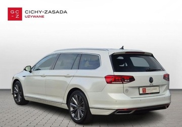 Volkswagen Passat B8 GTE Variant Facelifting 1.4 TSI Plug-In-Hybrid 218KM 2022 Volkswagen Passat GTE 1.4TSI Plug-IN Hybrid 218KM Hak Led ACC Kamera El.Kl, zdjęcie 2
