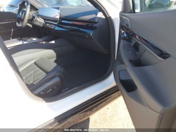 BMW Seria 5 G90-91 2024 BMW Seria 5 2024r., 4x4, 3.0L 3.0 Hybryda 375KM, zdjęcie 8