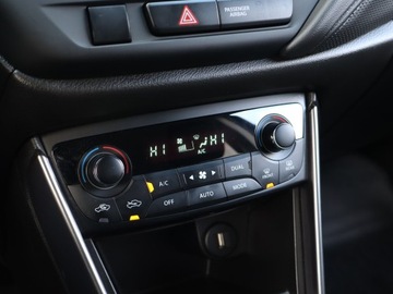 Suzuki SX4 II 2023 Suzuki SX4 S-Cross 1.4 BoosterJet, Salon Polska, zdjęcie 18