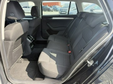 Skoda Superb III Kombi Facelifting 2.0 TDI SCR 150KM 2019 Škoda Superb Skoda Superb 2.0 TDI 150KM 2019, zdjęcie 11
