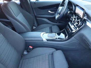 Mercedes GLC C253 SUV Facelifting 2.0 220d 194KM 2022 Mercedes GLC GLC 220 d 4MATIC, Salon Polska, zdjęcie 8