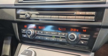 BMW Seria 5 F10-F11 Limuzyna 550i 407KM 2013 BMW Seria 5 550i Salon PL x-drive 408KM Aktywny wydech F10 4.4 Benzyna, zdjęcie 4