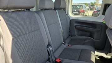 Volkswagen Caddy III Kombi Facelifting 2.0 TDI 140KM 2011 Volkswagen Caddy 4 MOTION, zdjęcie 16
