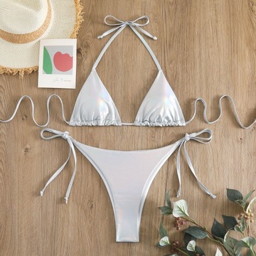 Seksowny strój kąpielowy w bikini