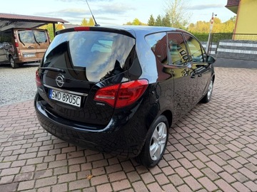 Opel Meriva II Mikrovan 1.4 Twinport ECOTEC 100KM 2011 Opel Meriva TYLKO 132tyśkm 1WŁ Wersja ESSENTIA 2011 Klima 1.4Zwykła Benzyna, zdjęcie 3