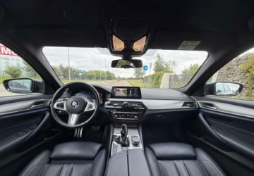 BMW Seria 5 G30-G31 Limuzyna 520d 190KM 2019 BMW Seria 5 BMW Seria 5 520d xDrive M Sport sport 2.0 Diesel 190KM, zdjęcie 20