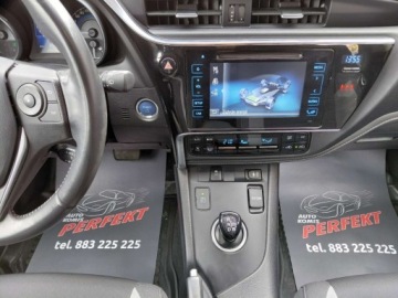 Toyota Auris II 2015 Toyota Auris Kamera Klimatronik Sensor Automat Hybryda 1.8 Hybryda 99KM, zdjęcie 20