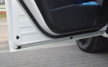 Toyota Auris II Hatchback 5d Facelifting 1.33 Dual VVT-i 99KM 2015 Toyota Auris 1.3B Klima 2015r Oryginal Lakier 2 Kpl Kol Sprowadzony Oplaco, zdjęcie 19