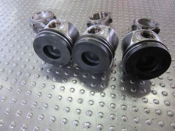 MITSUBISHI OUTLANDER II 2.0D 07 PÍST + OJNICE