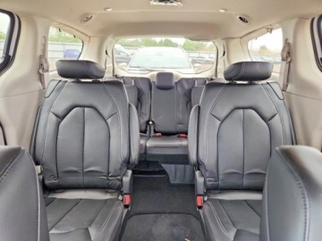 Chrysler Pacifica II 2022 Chrysler Pacifica Touring L 2022 3.6 Benzyna 287KM, zdjęcie 11