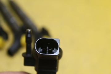 ИНЖЕКТОР ИНЖЕКТОР W219 W221 3.0 CDI 0986435355