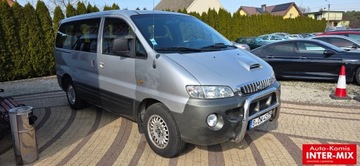 Hyundai H1 I 2002 Hyundai H-1 7-osobowy obracane fotele klimatyzacja Hak 2.5 Diesel 101KM 2.5, zdjęcie 3