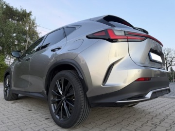 Lexus NX II SUV Facelifting 2.5 450h+ 309KM 2022 LEXUS NX 450h+ 309KM | F Sport |Polski Salon | Serwis ASO | FAKTURA VAT 23%, zdjęcie 9