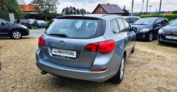 Opel Astra J Sports Tourer 1.4 Turbo ECOTEC 120KM 2011 Opel Astra BENZYNA nawigacja 2x PDC super okazja POLECAMY 1.4, zdjęcie 14