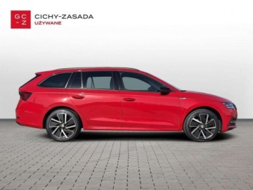 Skoda Octavia IV Kombi 2.0 TDI 150KM 2023 Skoda Octavia Sportline LED Matrix Przygotwanie pod Hak Panorama Faktura V, zdjęcie 5