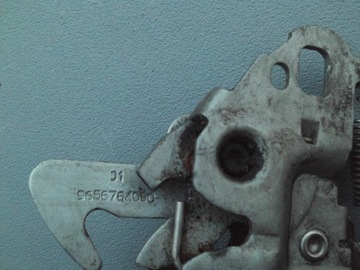 Ситроен С6 замок капота