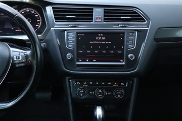 Volkswagen Tiguan I SUV Facelifting 2.0 TDI BlueMotion Technology 150KM 2016 VW Tiguan 2.0 TDI, 4X4, DSG, Skóra, Navi, Klima, zdjęcie 12