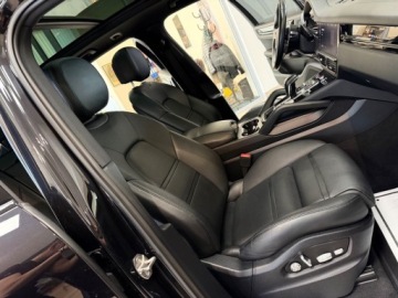 Porsche Cayenne III SUV S 2.9 440KM 2019 Porsche Cayenne 2.9 Benzyna 440KM, zdjęcie 38