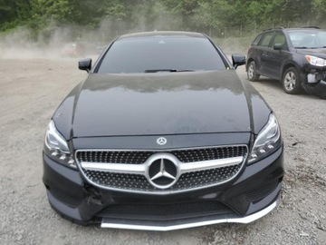 Mercedes CLS W218 2017 Mercedes-Benz CLS 550 4Matic 2017 4.6l 4.6 Benzyna 402KM, zdjęcie 5