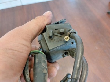 ПЕРЕКЛЮЧАТЕЛЬ ПРАВЫЙ HONDA CB1 400