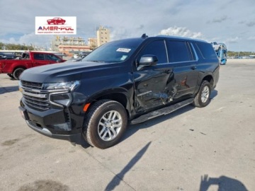 Chevrolet Suburban GMT900 2023 Chevrolet Suburban k1500 lt, 2023r., 4x4, 5.3L 5.3 Benzyna 355KM