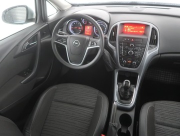 Opel Astra J Sedan 1.4 Turbo ECOTEC 140KM 2016 Opel Astra 1.4 T, Salon Polska, Serwis ASO, Skóra, zdjęcie 6