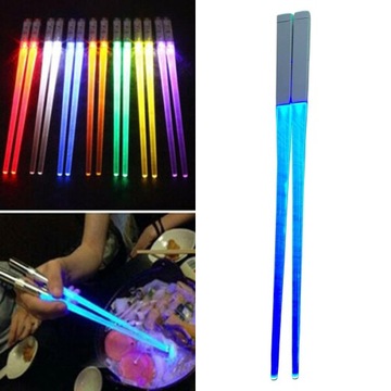 Miecz świetlny LED Chopstick Wielokrotnego użytku Świeci na niebiesko