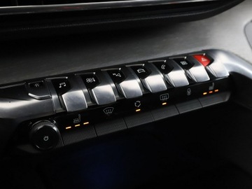 Peugeot 3008 II Crossover 2.0 BlueHDi 180KM 2016 Peugeot 3008 automat skóra panorama full LED navi, zdjęcie 28