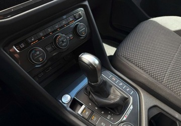 Volkswagen Tiguan Allspace SUV 2.0 TSI 180KM 2017 Volkswagen Tiguan Allspace 2.0 TSi 180KM DSG 4x4 Salon PL ASO FV 23 2.0, zdjęcie 24