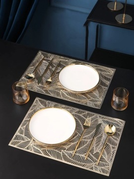 Коврик настольный DECORATIVE водонепроницаемый двухсторонний 30х45см SKYLINE