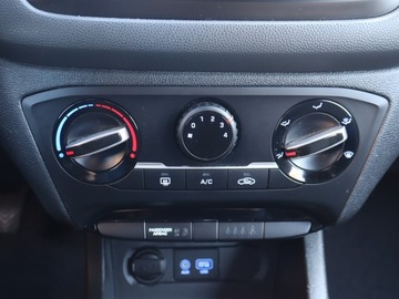 Hyundai i20 II Hatchback 5d Facelifting KAPPA 1.2 MPI 84KM 2018 Hyundai i20 1.2, Salon Polska, GAZ, Klima, zdjęcie 12