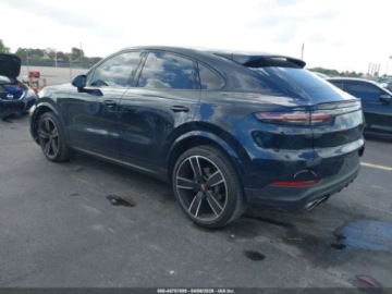 Porsche Cayenne III 2022 Porsche Cayenne S Coupe 2022 2.9 Benzyna 434KM, zdjęcie 2