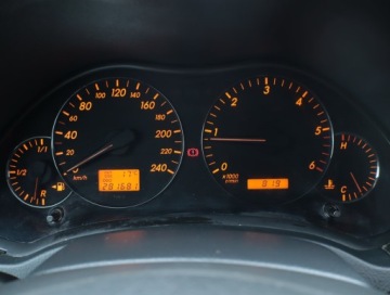 Toyota Avensis II Kombi 2.2 D-4D 150KM 2006 Toyota Avensis 2.2 D-4D, Salon Polska, HAK, Klima, zdjęcie 10