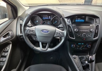 Ford Focus III Sedan Facelifting 1.0 EcoBoost 125KM 2017 Ford Focus 1.0benz 125KM 6b Led Tempomat Grz.Szybafotele PDC Salon Polska, zdjęcie 18