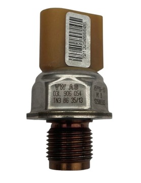 Датчик давления топлива 03L906054 A3 A5