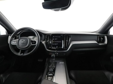 Volvo XC60 II Crossover T5 250KM 2019 Volvo XC 60 R-design, Kamera, Navi, Podg.fotele,, zdjęcie 14