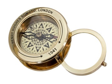 КОМПАС ДЛЯ МАЛЬЧИКА-ПУТЕШЕСТВЕННИКА, УВЕЛИЧИВАЮЩЕГО МИРОВЫЕ ЧАСЫ