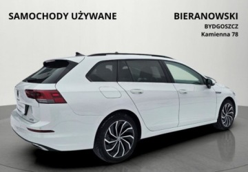 Volkswagen Golf VIII Hatchback 1.5 eTSI EVO mHEV 150KM 2022 Volkswagen Golf Variant Stan bdb - Alcantara - Kamera - Czujniki - Podgrz., zdjęcie 5