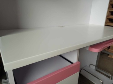 Roxana, Письменный стол + гардеробный комплект