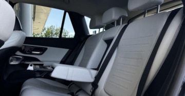 Mercedes GLC C254/X254 Coupe 2.0 200 204KM 2023 Mercedes-Benz GLC Salon PL 4Matic AMG Line Kamera 360 Hak Burmester Distro, zdjęcie 26