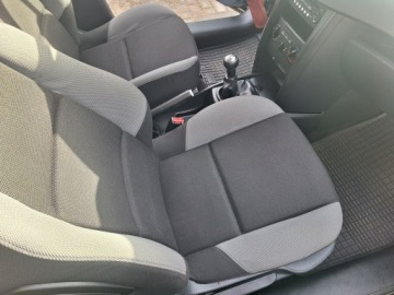 Peugeot 207 Hatchback 5d 1.6 HDi 109KM 2007 Peugeot 207 Klimatyzacja serwisowany HDI 1.6, zdjęcie 15