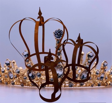 Korona dekoracyjna kwietnik świecznik ogród doniczka ozdoba metalowa 3w1