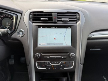 Ford Mondeo V Kombi 1.5 EcoBoost 160KM 2017 Ford Mondeo SW LEDNAVIAsystent ParkowaniaAsystent PasaCzyta Znaki 1.5, zdjęcie 13