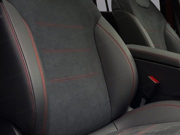 Mercedes GLA II Off-roader AMG Facelifting 2.0 35 306KM 2025 MERCEDES-BENZ GLA AMG 35 4-Matic Suv 2.0 (306KM) 2025, zdjęcie 13