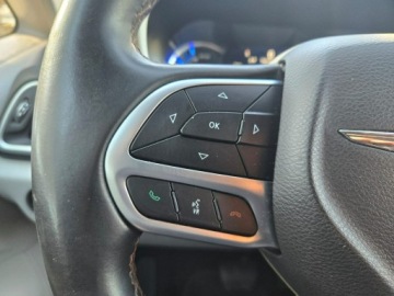 Chrysler Pacifica II 3.6 V6 Hybrid 264KM 2018 Chrysler Pacifica Hybrid 3.6 f.vat Pacifica Hybri, zdjęcie 25