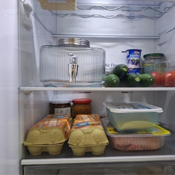 Банка с краном в холодильнике 3 л стекла с лимонадом с водным краном