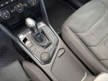 Volkswagen Tiguan II SUV 2.0 TSI 190KM 2019 Volkswagen Tiguan 190 KM 4Motion R-Line LED TOP Virtual Pakiety Salon, zdjęcie 19