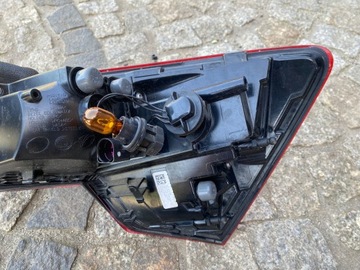 BMW F20 SVĚTLO PRAVÁ ZADNÍ 90006573